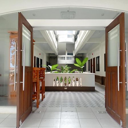 Hotel Benediktus Pilgerhaus à Vigan Extérieur photo